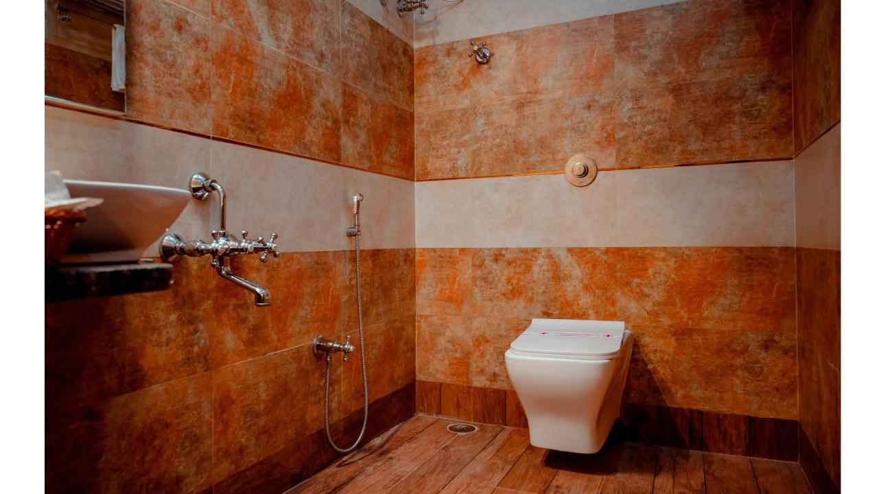 Hotel Dc Star Tarapith Exteriér fotografie