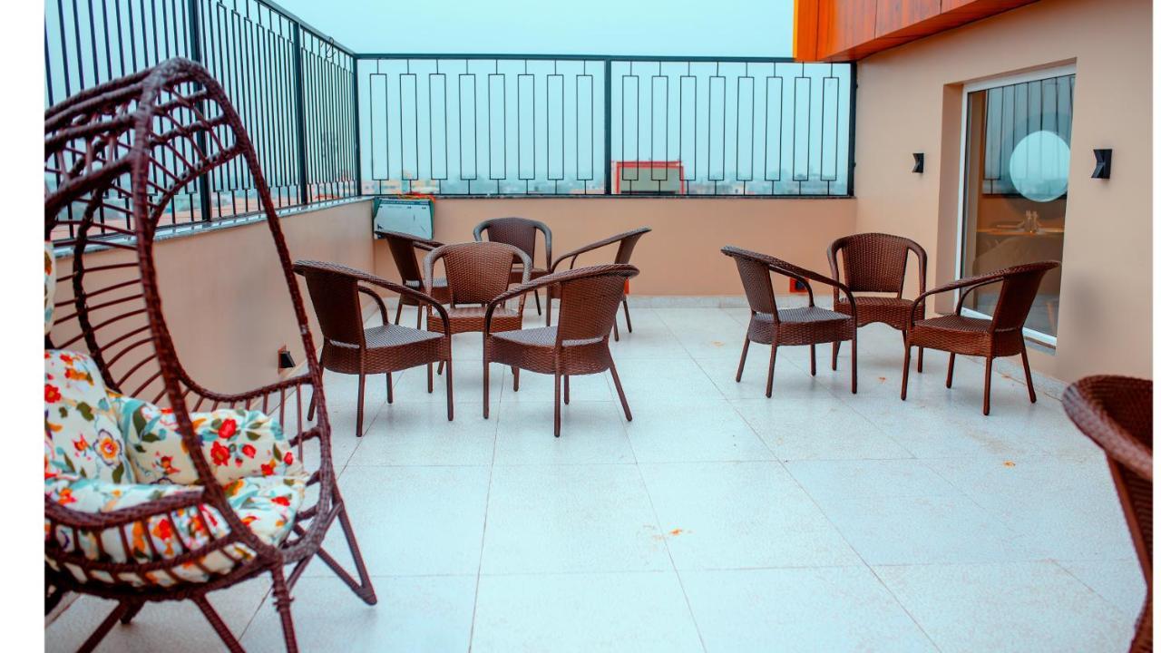 Hotel Dc Star Tarapith Exteriér fotografie