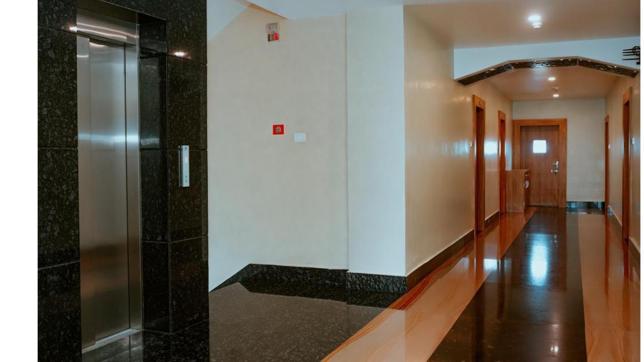 Hotel Dc Star Tarapith Exteriér fotografie